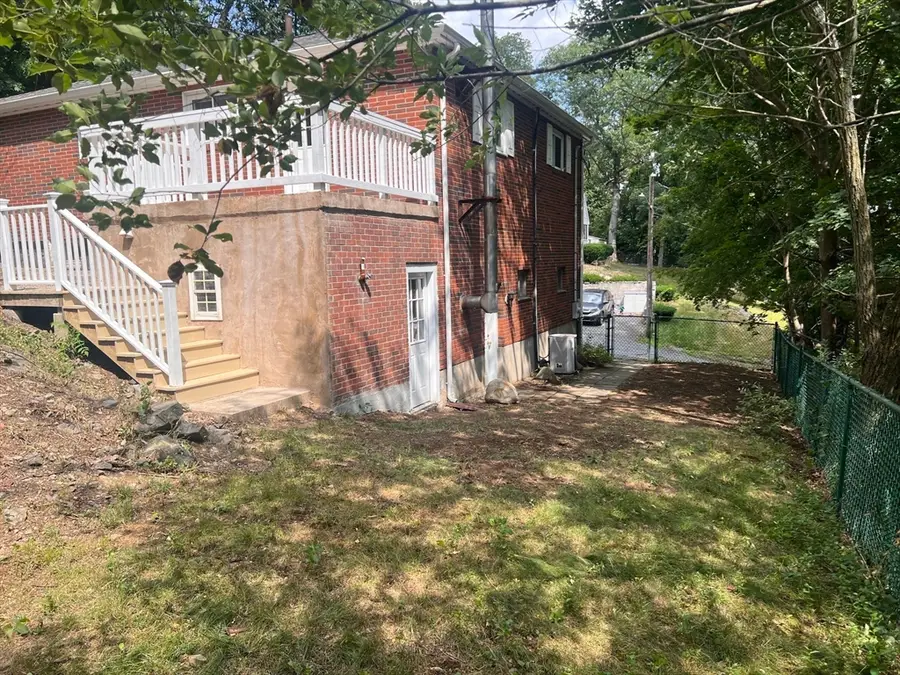 15 Oak Road, Waltham, MA 02451 - #3