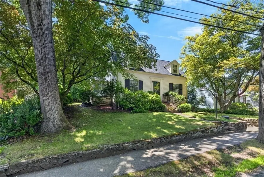 25 Leland Rd, Chestnut Hill, MA 02467 - #2