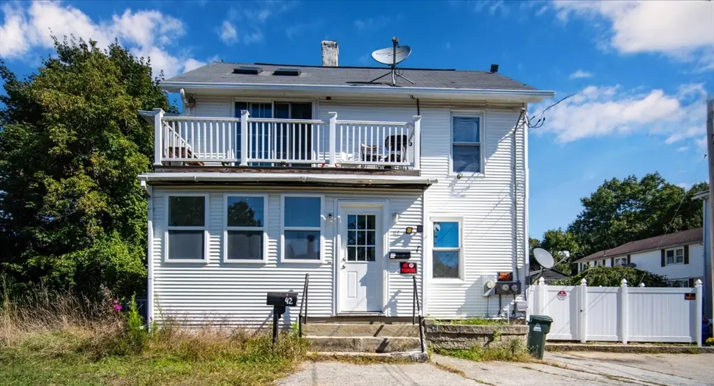 42 Fox Run, Southbridge, MA 01550 - #1