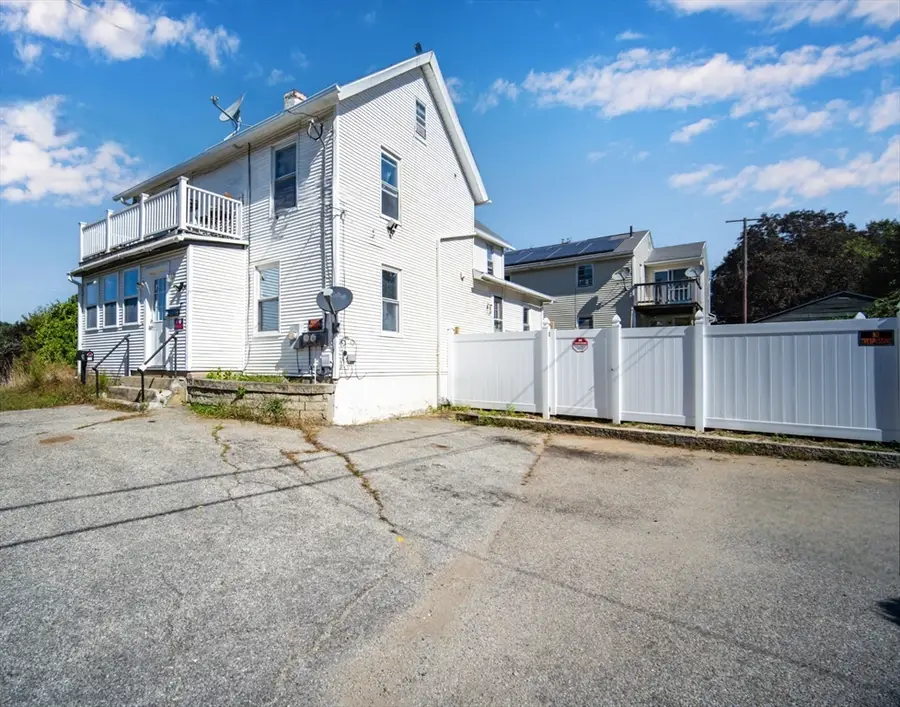 42 Fox Run, Southbridge, MA 01550 - #2
