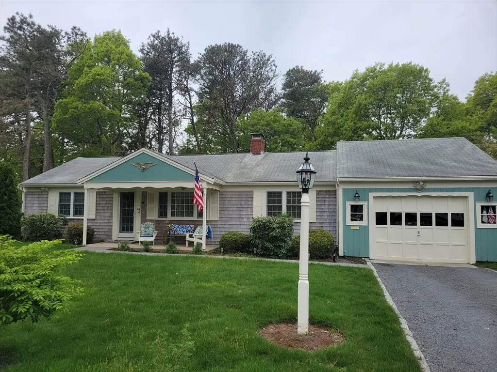 39 Phyllis Dr, South Yarmouth, MA 02664 - #1