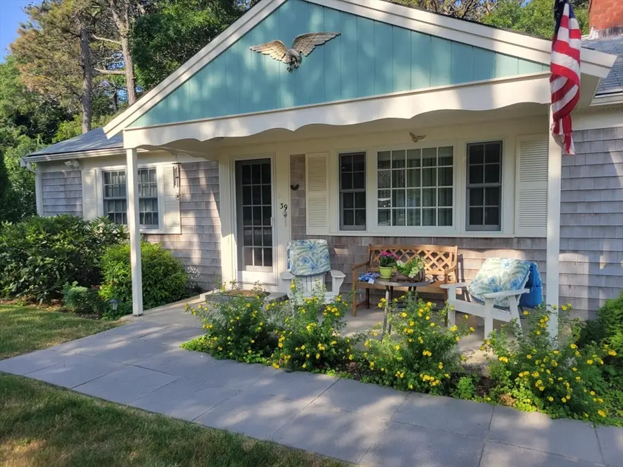 39 Phyllis Dr, South Yarmouth, MA 02664 - #2