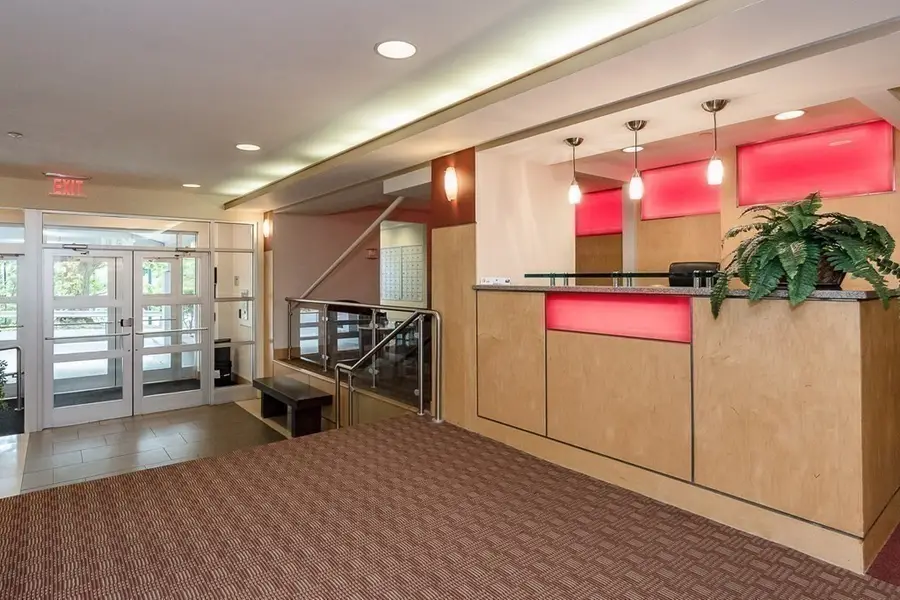 1600 Beacon St #902, Brookline, MA 02446 - #3
