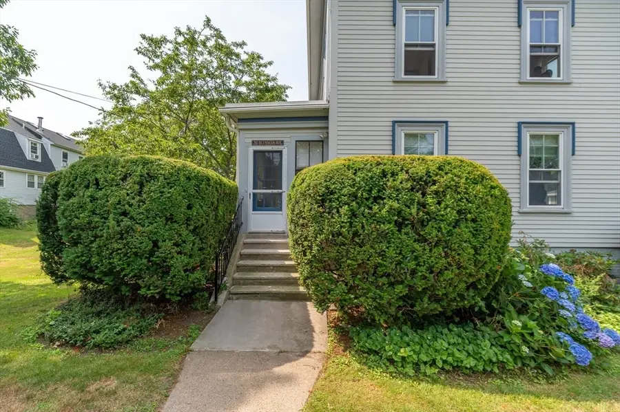 32 Blynman Avenue, Gloucester, MA 01930 - #3