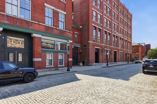 172 Middle St #306, Lowell, MA 01852