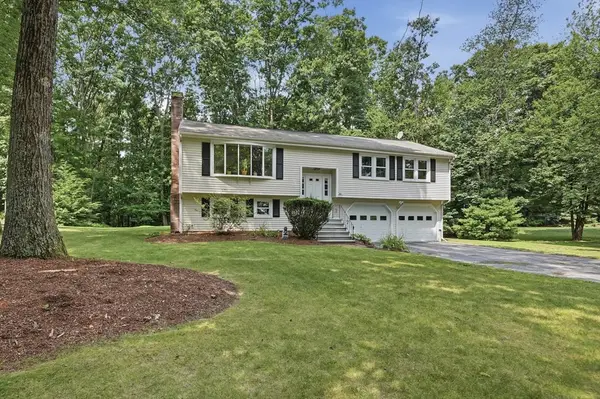 36 Valentine Rd, Northborough, MA 01532