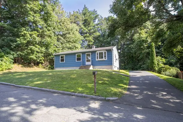 41 Rosedale Ave, Springfield, MA 01128