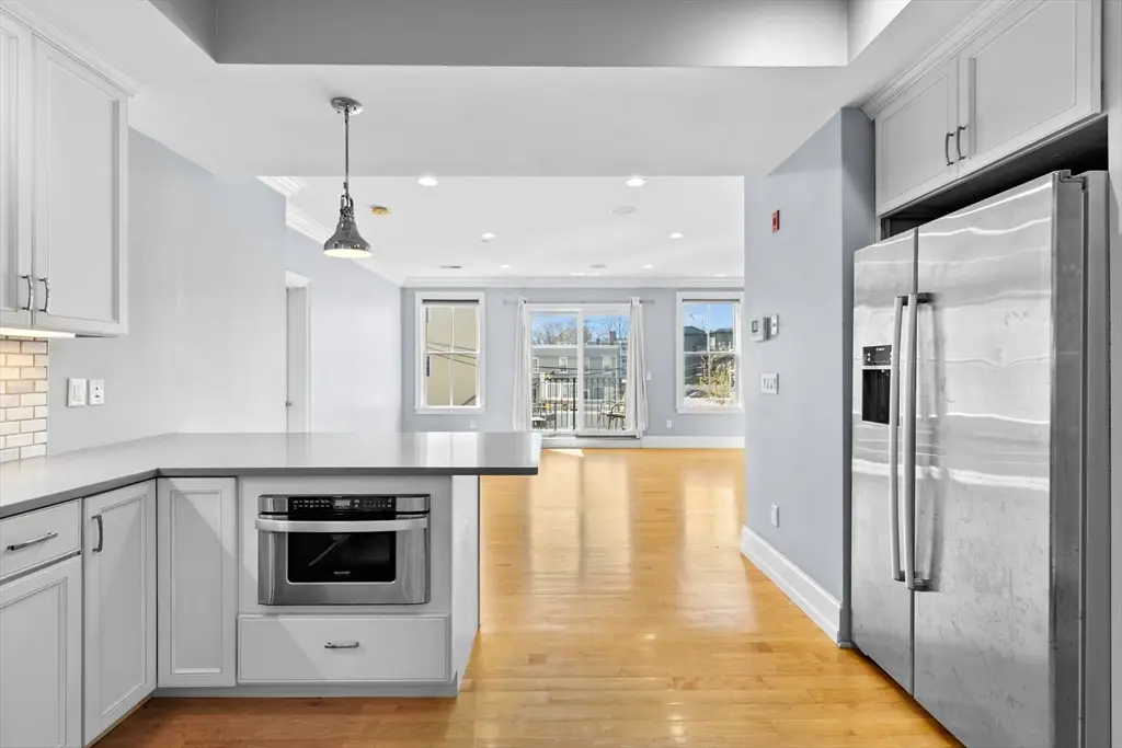 37 P St #3, Boston, MA 02127 - #1
