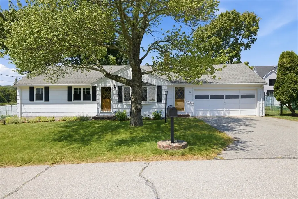 31 Day Circle, Woburn, MA 01801 - #1