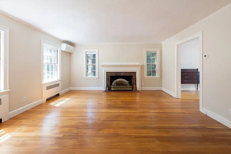 59 Hinckley Rd, Newton, MA 02468 - #2