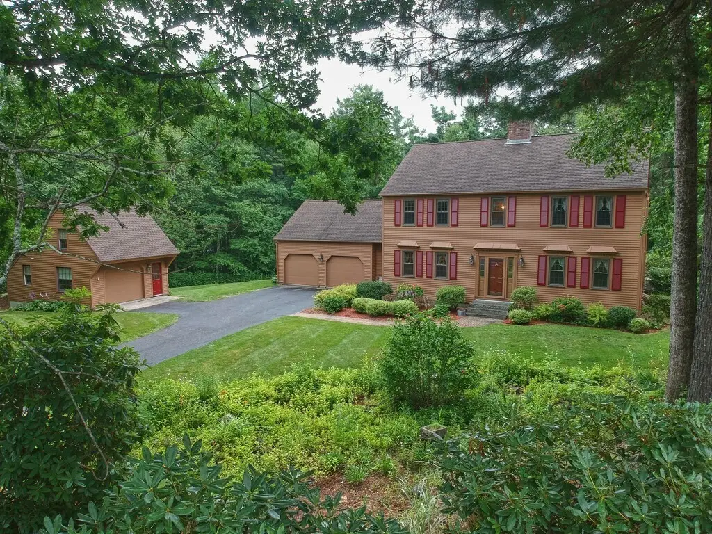 22 Oak Cir, Princeton, MA 01541 - #1