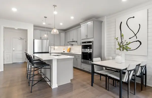 7 Green Street #1212, Shrewsbury, MA 01545