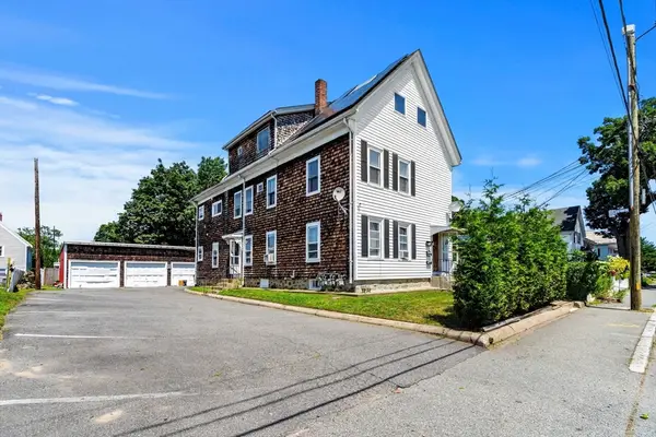 34 Provost St, Brockton, MA 02302