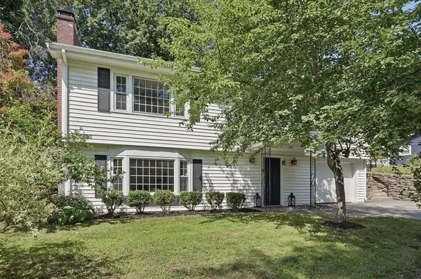 841 Grove Street Terrace, Worcester, MA 01605