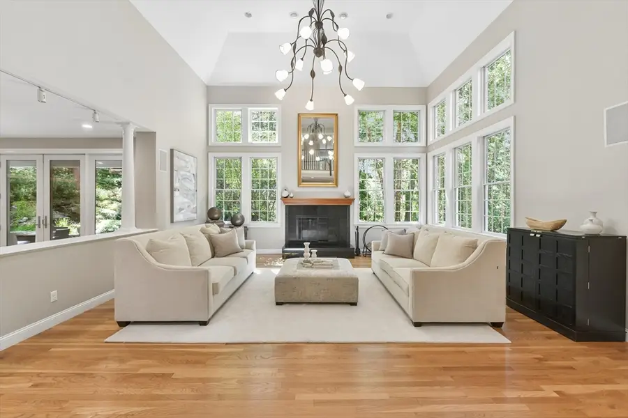 63 Old East St, Carlisle, MA 01741 - #3