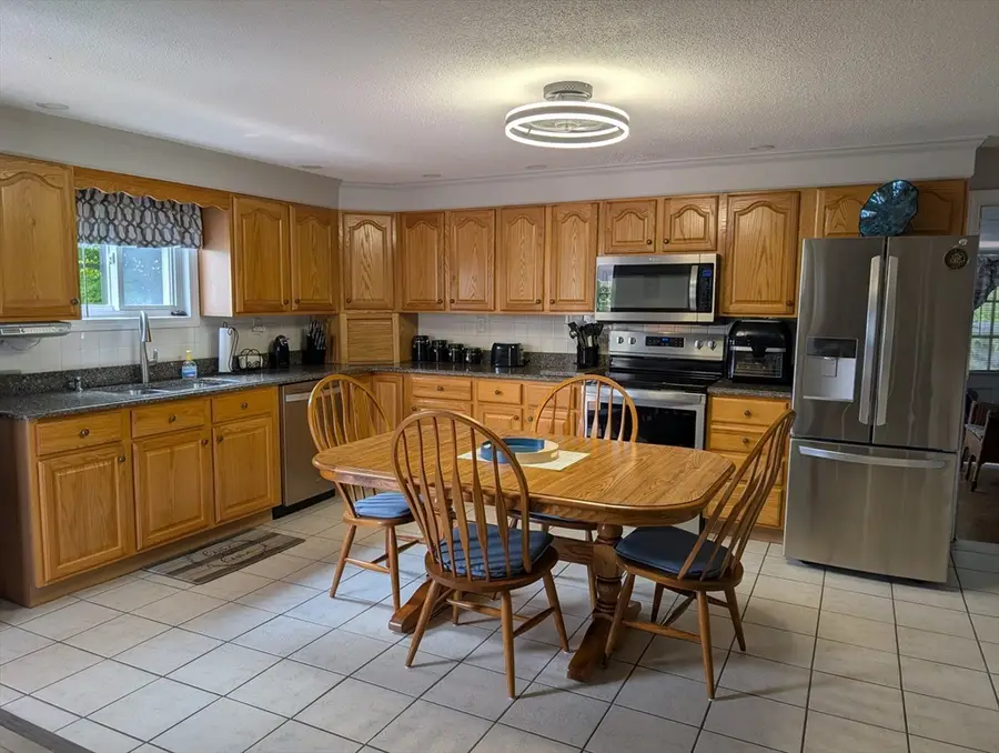 50 Ash St, Gardner, MA 01440 - #2