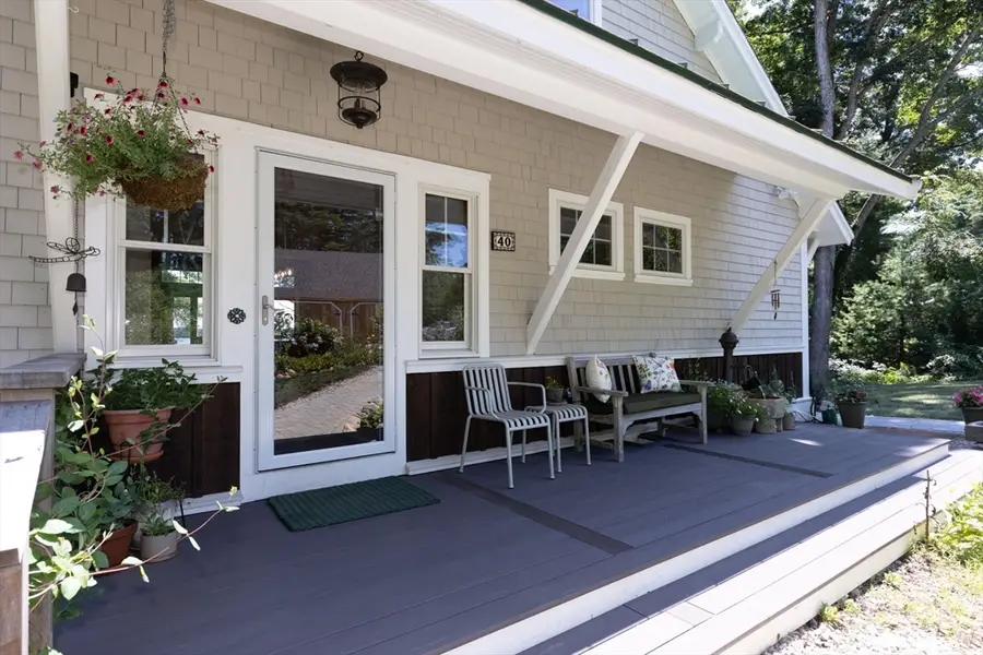 40 S Main St, Carver, MA 02330 - #2