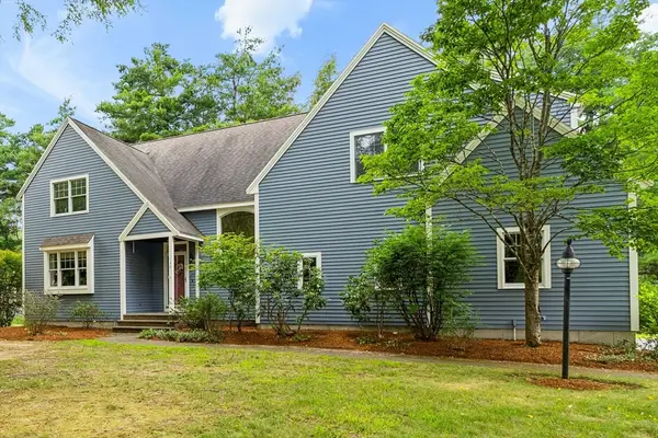136 Davis Road, Acton, MA 01720