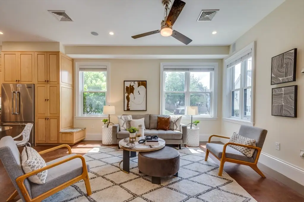 10-14 Boylston Pl #10, Boston, MA 02130 - #1