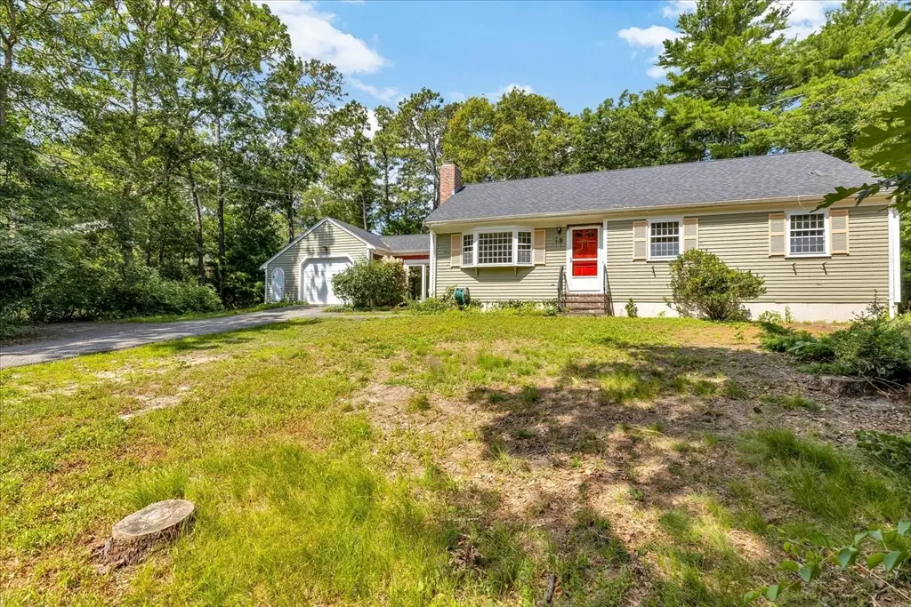 804 Putnam Ave, Cotuit, MA 02635 - #1