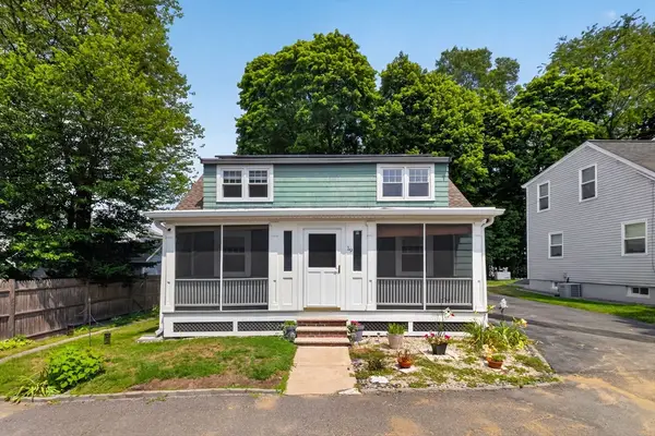 19 Springvale Ln, Lynn, MA 01904