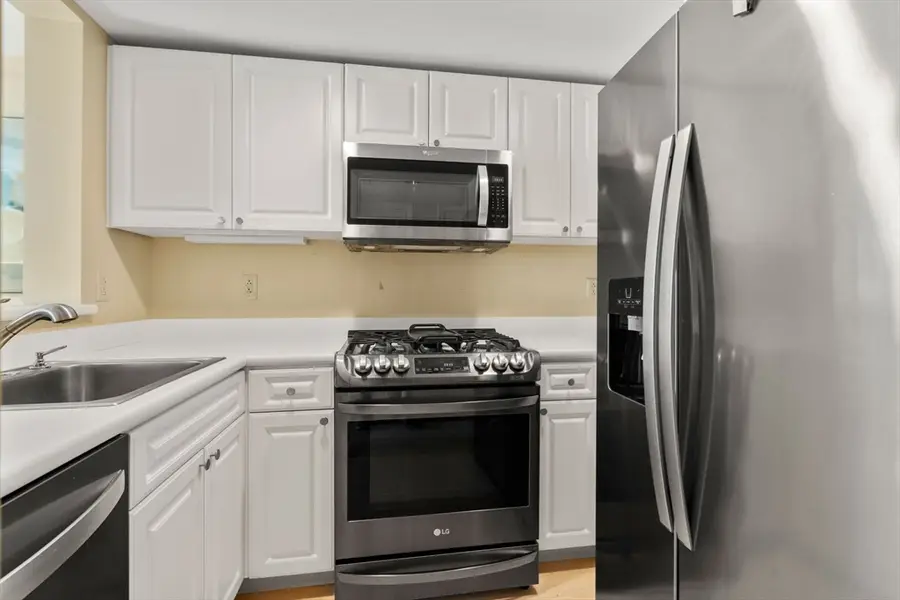 1 Nassau St #1002, Boston, MA 02111 - #3