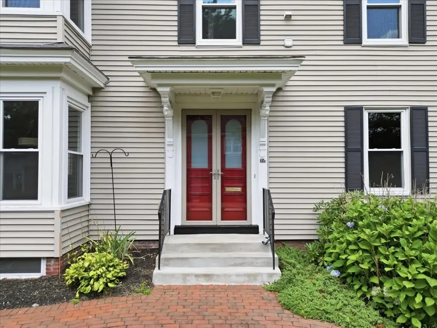 35 South St #A, Medfield, MA 02052 - #3