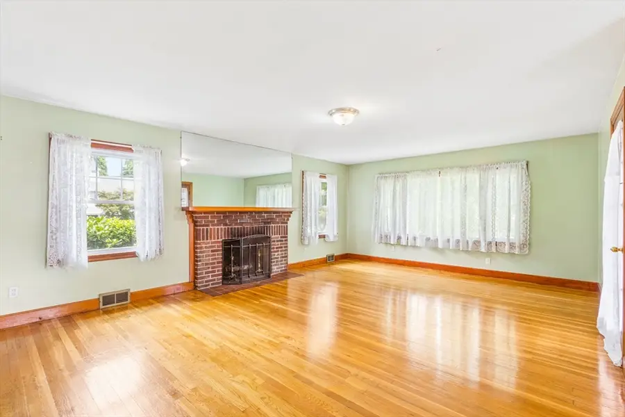 2 Hunting St., North Attleboro, MA 02760 - #2