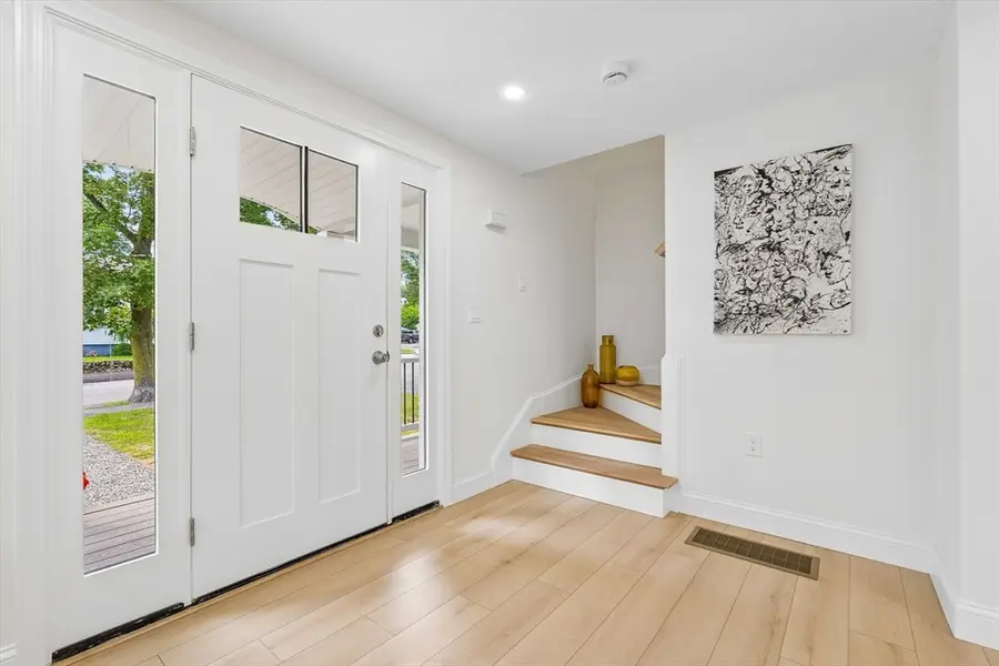 77 Hurd St, Lynn, MA 01905 - #3