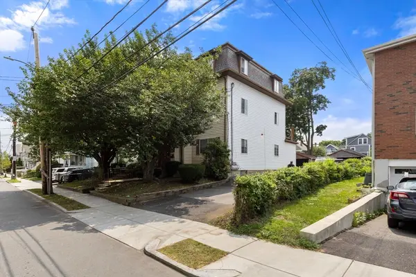 28 Morse St, Watertown, MA 02472