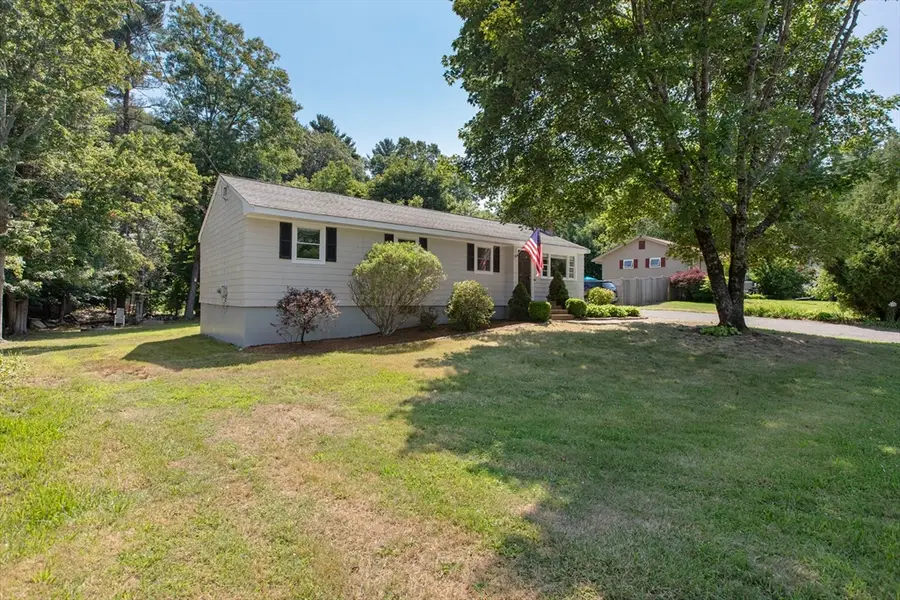 3 Parliament Dr, Franklin, MA 02038 - #3