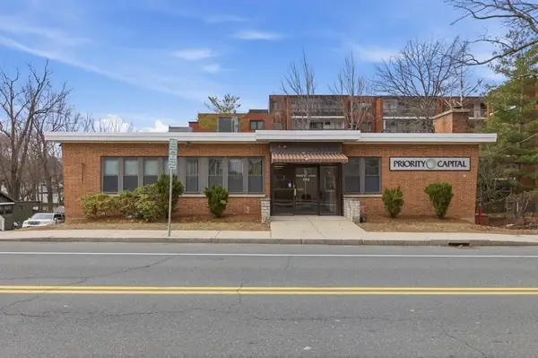 174 Green St, Melrose, MA 02176