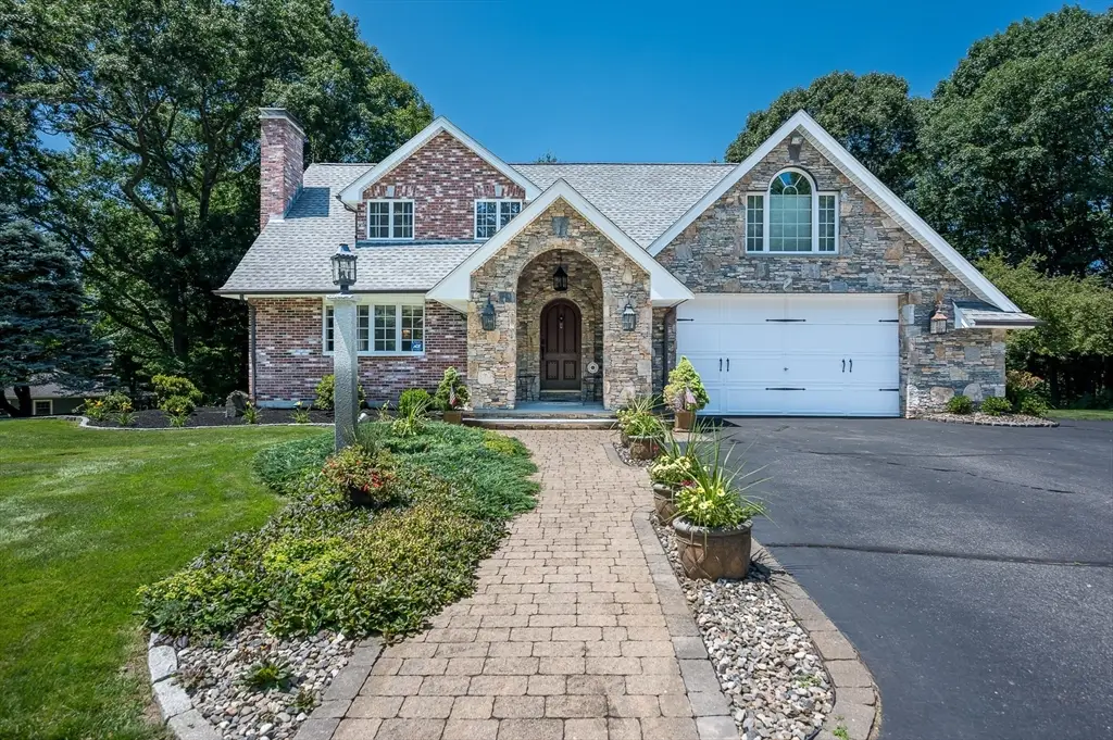 9 Cranbrook Rd, Shrewsbury, MA 01545 - #1