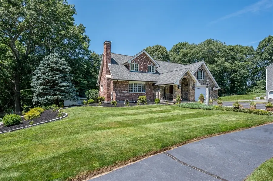 9 Cranbrook Rd, Shrewsbury, MA 01545 - #3