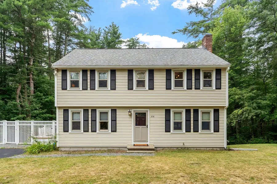 378 Pelham Rd, Dracut, MA 01826 - #2