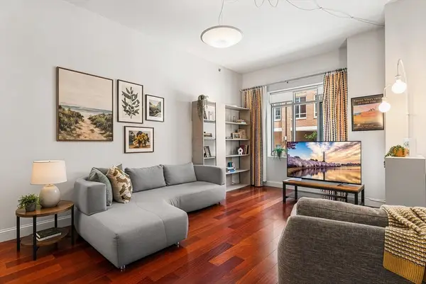17 Otis St #105, Cambridge, MA 02141