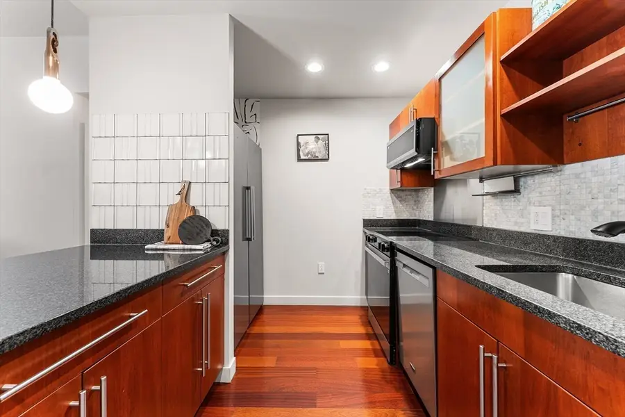 17 Otis St #105, Cambridge, MA 02141 - #3