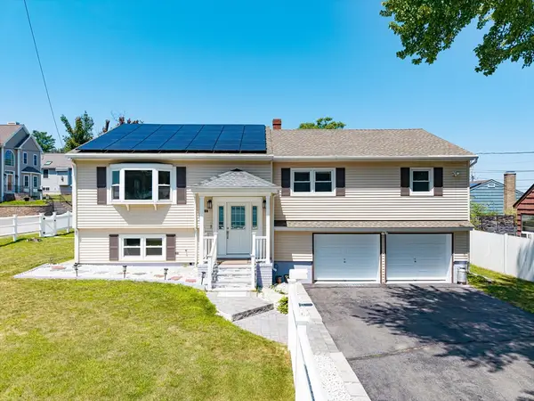 17 Brookline St, Lawrence, MA 01841