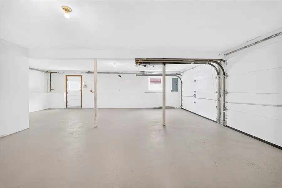 17 Brookline St, Lawrence, MA 01841 - #3