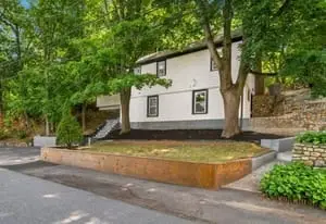 9 Walden Pond Ave, Saugus, MA 01906 - #1