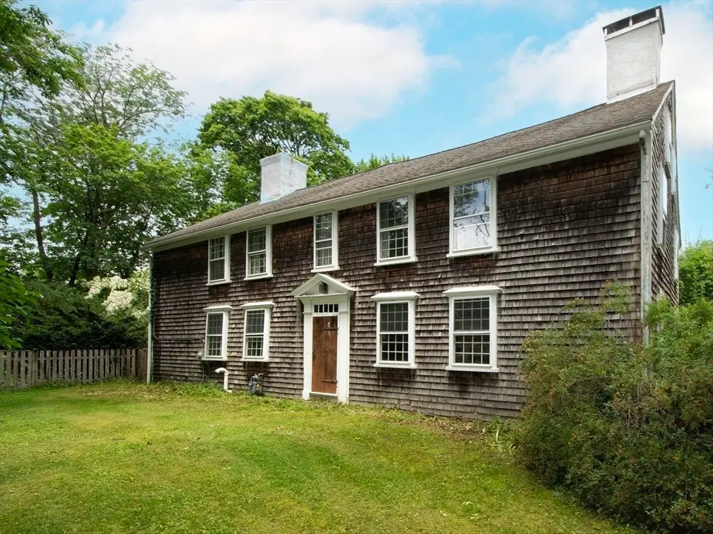 374 High St, Pembroke, MA 02359 - #1