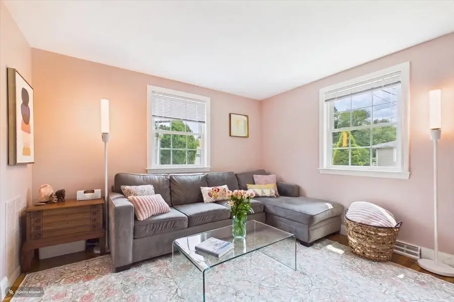 110 Hooper Rd #110, Dedham, MA 02026 - #2