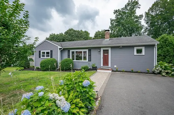 175 Edgewater Dr., Framingham, MA 01702