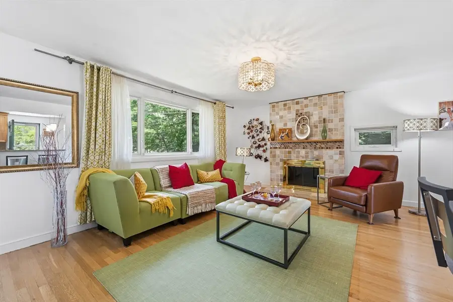 12 Parsons Ter., Dedham, MA 02026 - #3