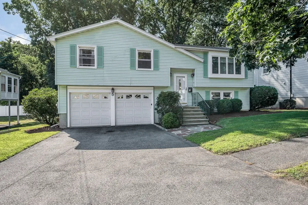 5 Jeremiah Cir, Medford, MA 02155 - #1