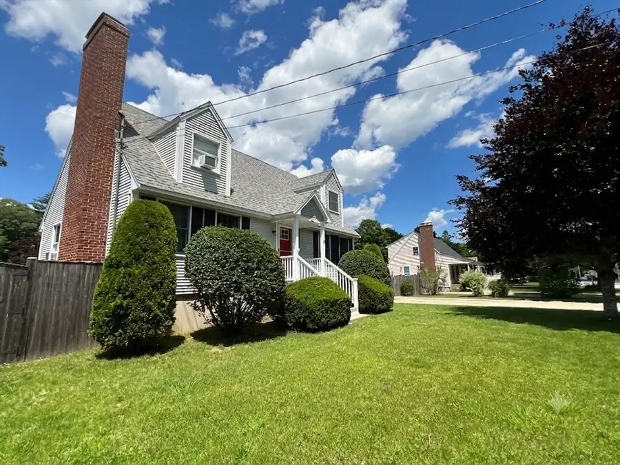 19 Abbott St, Merrimac, MA 01860 - #2