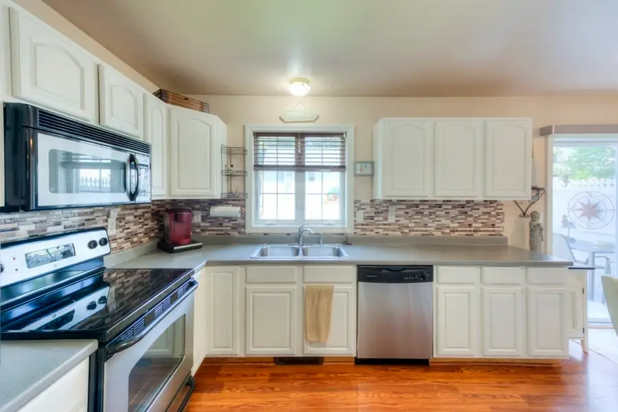 18B Kennebec St, Worcester, MA 01606 - #2