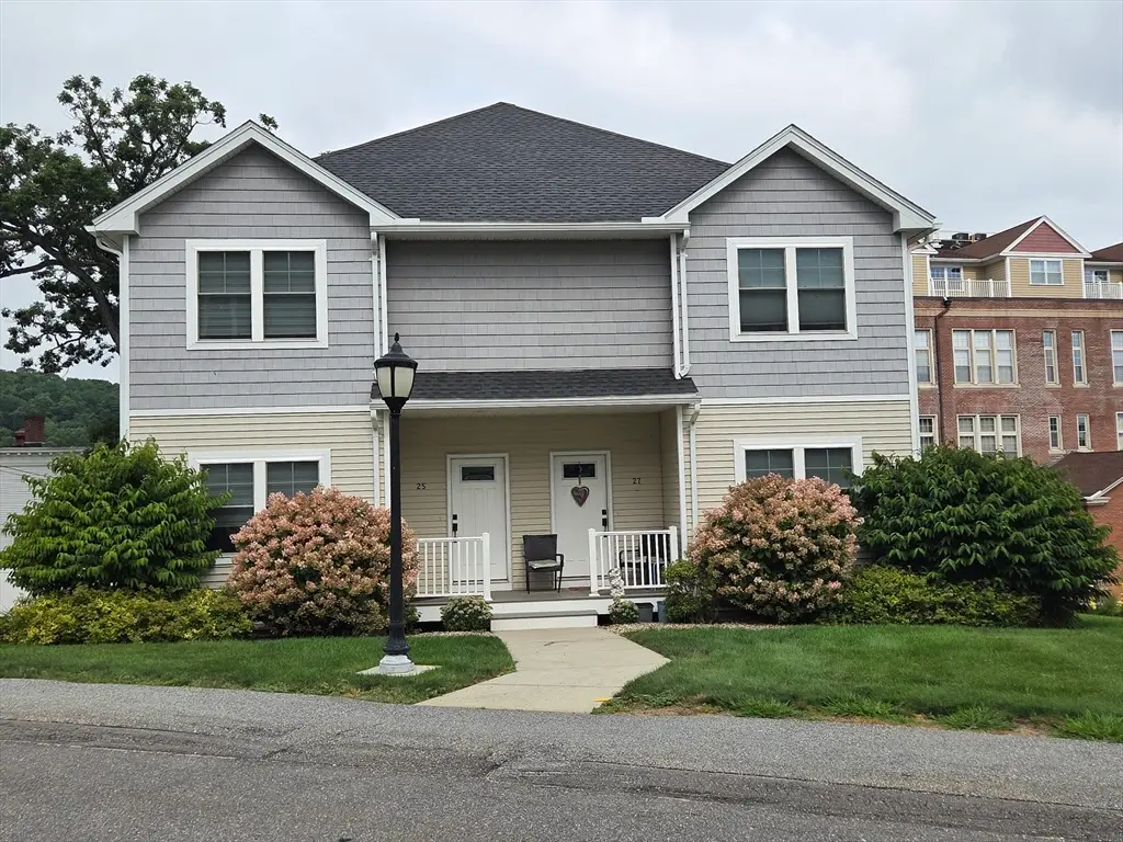 27 Eagle Nest #27, Clinton, MA 01510 - #1