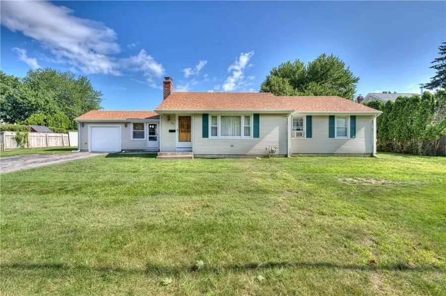 26 Central Ave, Warren, RI 02885 - #2