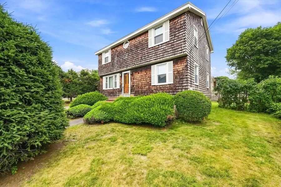 46 Fetherston Ave, Lowell, MA 01852 - #3